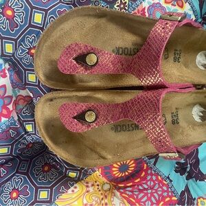 Birkenstock Gizeh Hot Pink